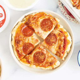greek-yogurt-pizza-dough-3019838.jpg