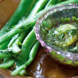 Green Beans with A Garlicky Sherry Vinegar Dressing