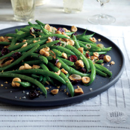 green-beans-with-dried-cranberries-and-hazelnuts-1339272.jpg