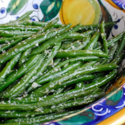 Green Beans With Ginger and Garlic