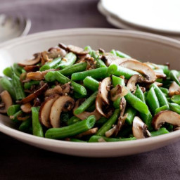 Green Beans with Mushroom and Shallots