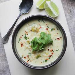 Green Curry Soup with Cauliflower and Leeks (Gluten Free and Vegan)