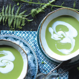 green-garlic-and-pea-soup-with-whipped-cream-2600839.jpg