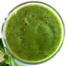 Green Smoothie with Ginger, Spinach and Flaxseed