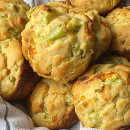 Green Tomato Muffins with Cheese