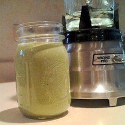 Green Banana and Peanut Butter Smoothie