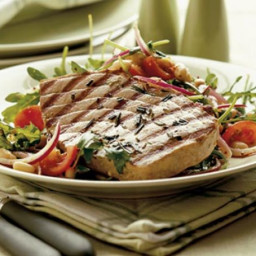 Griddled tuna with bean and tomato salad