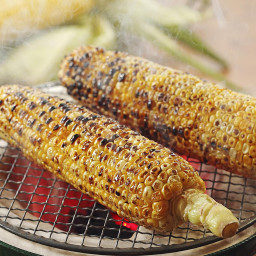 Grilled Asian Corn on the Cob With Garlic Soy Glaze