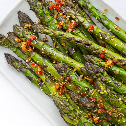 Grilled Asparagus with sesame, ginger and soy