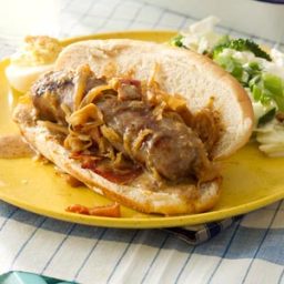 grilled-beer-brats-with-kraut-recip-4.jpg