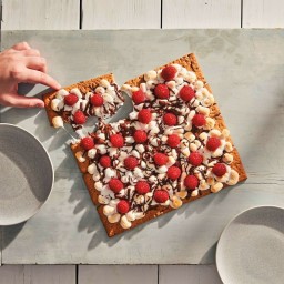 Grilled berry s’mores slab