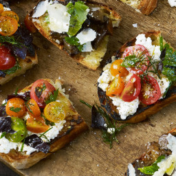 Grilled Bread with Ricotta and Tomatoes