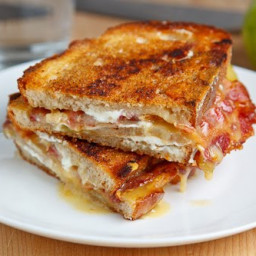 Grilled Brie Goat Cheese Sandwich with Bacon and Green Tomato