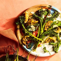 grilled-broccolini-with-garlic-chile-oil-2387643.jpg