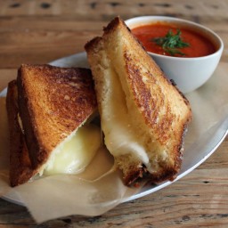 Grilled Cheese Sandwiches with Cheddar and Shallot