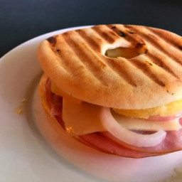 Grilled Cheesy Ham and Pineapple Sandwich