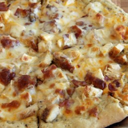 grilled-chicken-and-bacon-pizz-b8bbbd-04ccc916076e561cf0dcc75a.jpg