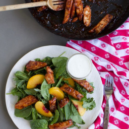 Grilled Chicken and Peach Salad with Caramelized Barbecue Sauce