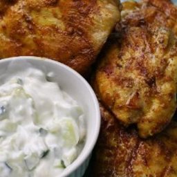 Grilled chicken thighs with curry and yogurt