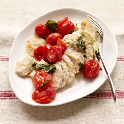 Grilled chicken, tomato and basil packets