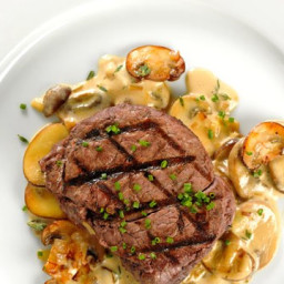 Grilled Filet Mignon with Brandy Mustard Sauce