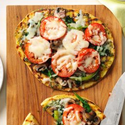 grilled-flatbread-veggie-pizza-2774658.jpg