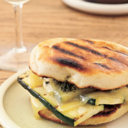 Grilled Gruyère-and-Zucchini Sandwiches with Smoky Pesto