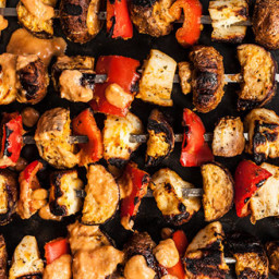 grilled-halloumi-and-vegetable-kebabs-2266911.jpg