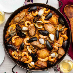 Grilled Paella Mixta (Mixed Paella With Chicken and Seafood) Recipe