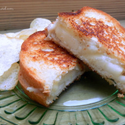 Grilled Pear & Brie Sandwich