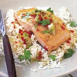 Grilled salmon with chilli and lime butter