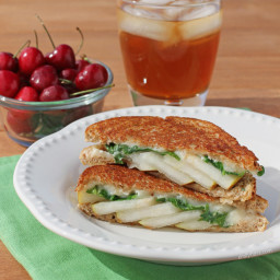 Grilled Brie and Pear Sandwiches