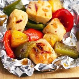 Grilled Pineapple-Chicken Foil Packets