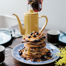 Guest Recipe: Banana, Blueberry and Pecan Pancakes
