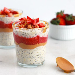 Gut-Friendly Peanut Butter and Jelly Overnight Oats Recipe