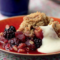 Hairy Bikers' apple and blackberry crumble