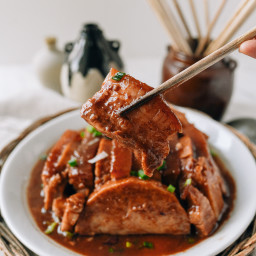 Hakka Steamed Pork Belly with Taro (Wu Tau Kau Yuk)