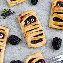 Halloween blackberry mummy pies