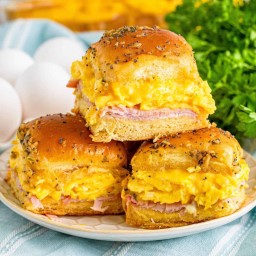 Ham, Egg and Cheese Breakfast Sliders