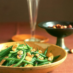 Haricots Verts with Hazelnuts