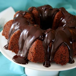 Hazelnut Chocolate Chip Bundt Cake – Low Carb and Gluten-Free