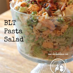 Healthy BLT Pasta Salad