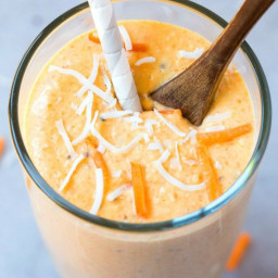 Healthy Carrot Cake Oatmeal Smoothie