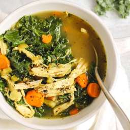 Healthy Chicken and Kale Soup (one-pot!)