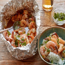 Healthy Chipotle Beer-and-Butter Shrimp Foil Pack