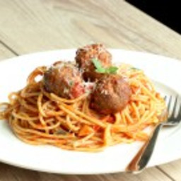 Healthy Italian Spaghetti with Meatballs