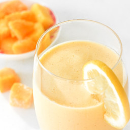 Healthy Mango Yogurt Smoothie