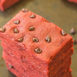 Healthy No Bake Red Velvet Protein Bars