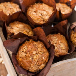 Healthy Oatmeal and Carrot Muffins