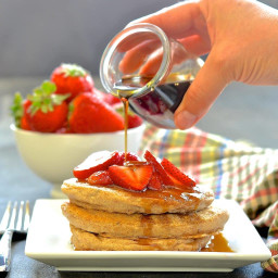 Healthy Oil-Free Vegan Pancakes For One